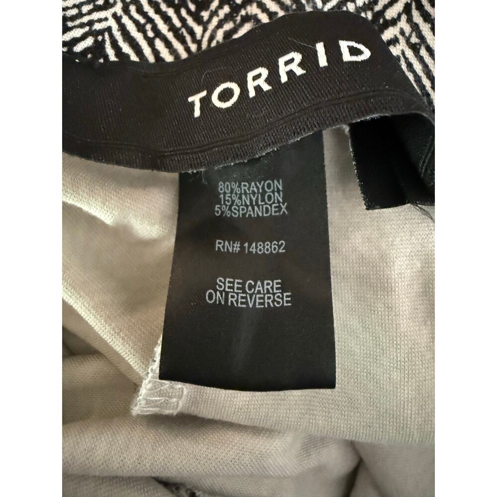 Torrid Herringbone Ponte Paper Bag Elastic Waist Pull On Pants 2x - Picture 8 of 9
